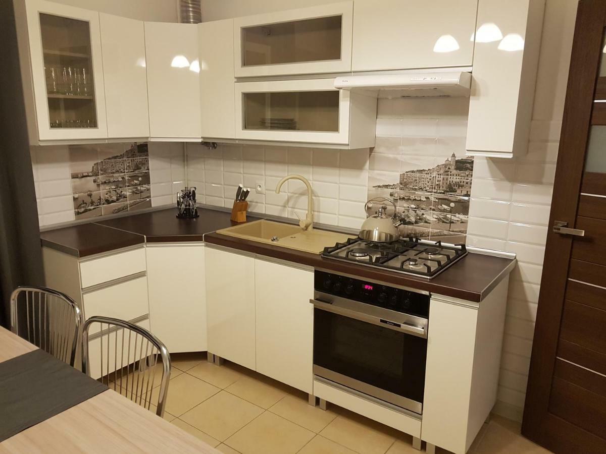 ليجنيكا Kaja Apartamenty المظهر الخارجي الصورة