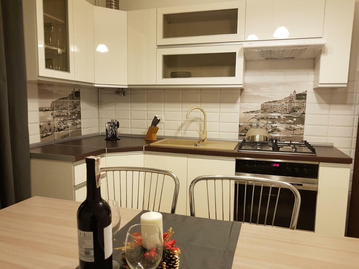 ليجنيكا Kaja Apartamenty المظهر الخارجي الصورة