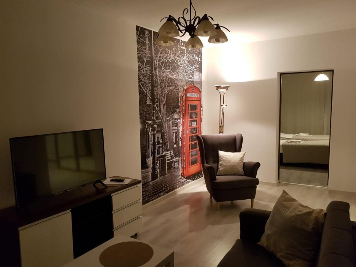 ليجنيكا Kaja Apartamenty المظهر الخارجي الصورة