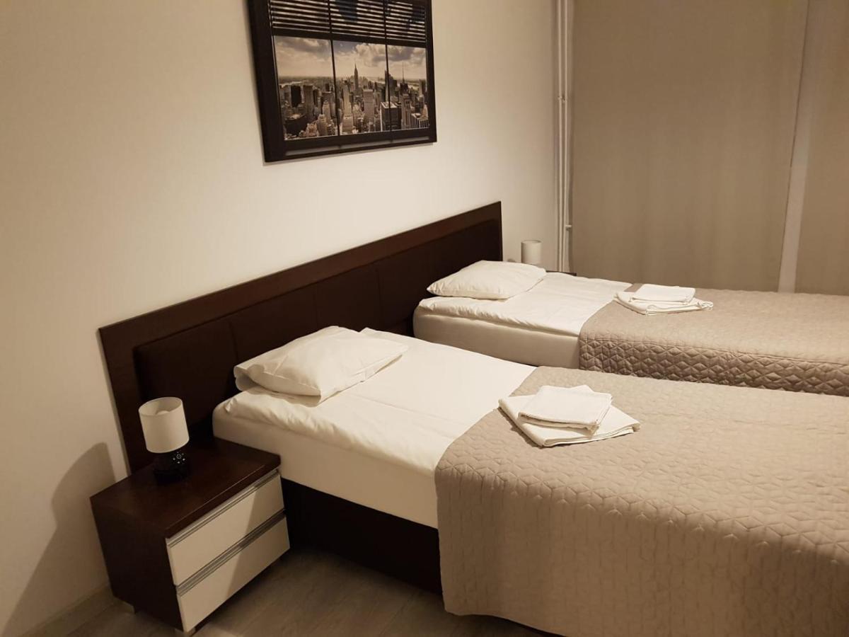 ليجنيكا Kaja Apartamenty المظهر الخارجي الصورة